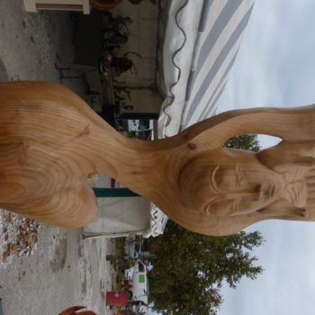 Sculpture titled "L'Offrande" by Joelle Couderc, Original Artwork, Wood