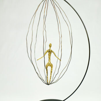 Sculpture titled "La bonne graine" by Joey Brusquet, Original Artwork, Metals