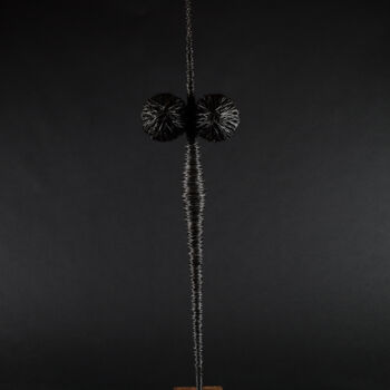 Escultura titulada "Femme noire" por Joey Brusquet, Obra de arte original, Metales