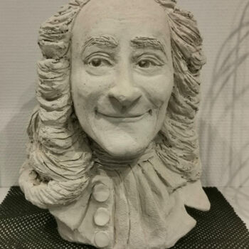Escultura intitulada "Voltaire" por Johanne Mcleod, Obras de arte originais, Argila