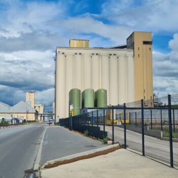 Photography titled "Silos de stockage M…" by John Mailly, Original Artwork, Non Manipulated Photography