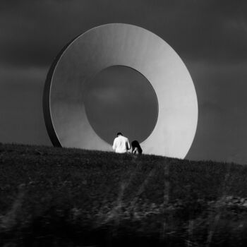 Fotografia intitolato "Small Circle" da Jonathan Musai, Opera d'arte originale, Fotografia digitale