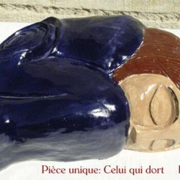 Sculpture titled "celui qui dort" by Jongleurs De Terre, Original Artwork, Ceramics