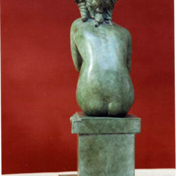 Sculpture titled "Nu féminin assis (d…" by José  Herrera, Original Artwork