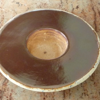 Escultura intitulada "assiette émaillée b…" por Josi Rica, Obras de arte originais, Cerâmica