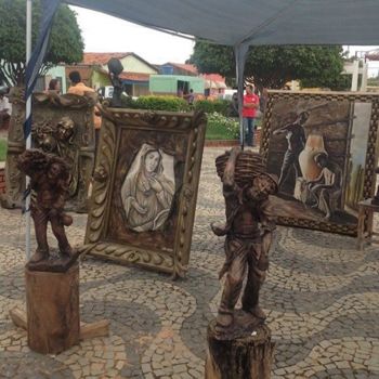 Escultura intitulada "Exposição de alguma…" por Jota Vieira, Obras de arte originais, Argila