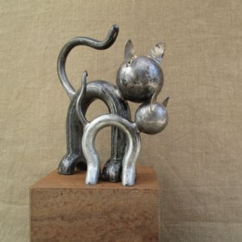 Sculpture intitulée "chaton-câlin" par Cassara, Œuvre d'art originale, Métaux