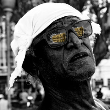 「A cidade pelas lent…」というタイトルの写真撮影 Jose Americo Jsilvaresによって, オリジナルのアートワーク, デジタル