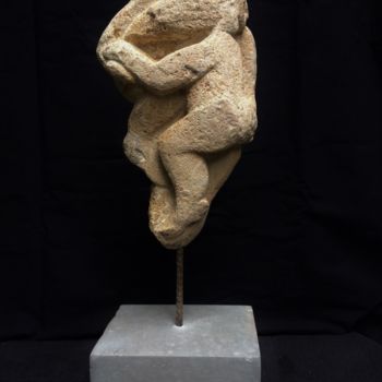 Sculpture titled "Mouvement" by Julia Ardaillon, Original Artwork, Stone