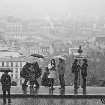 Fotografia intitolato "Snow at Montmartre" da Julia Romanovskaya, Opera d'arte originale, Fotografia digitale