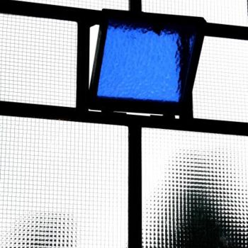 Photographie intitulée "vitrail, hommage à…" par Jusama, Œuvre d'art originale