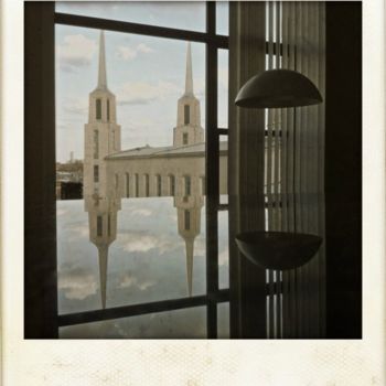 「Church, Sky, Light…」というタイトルの写真撮影 Jun-Jun Sta. Anaによって, オリジナルのアートワーク