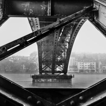 Fotografia intitolato "Black bridge" da Jure Kralj, Opera d'arte originale, Fotografia digitale