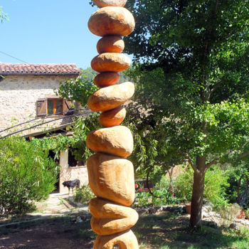 Escultura titulada "Totem aux cailloux" por Kalizae, Obra de arte original, Madera