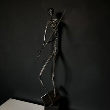Скульптура под названием "Third Warrior" - Kamil Zaitz, Подлинное произведение искусства, Нержавеющая сталь