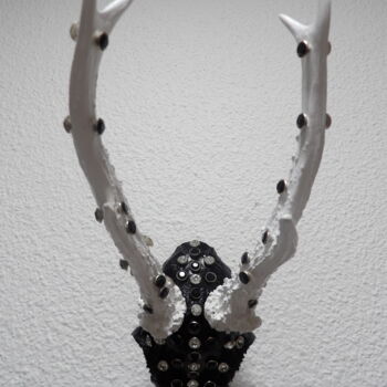 Скульптура под названием "Le Yin et le Y" - Kaouteur Souibgui, Подлинное произведение искусства, кость