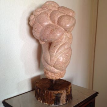 Sculpture intitulée "FEMINA" par Karan, Œuvre d'art originale