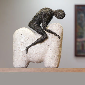 Sculpture intitulée "Restraint (27x24x14…" par Karen Axikyan, Œuvre d'art originale, Métaux