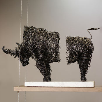 「Fluctuation (30x46x…」というタイトルの彫刻 Karen Axikyanによって, オリジナルのアートワーク, 金属