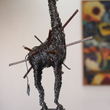 Skulptur mit dem Titel "Red book (58x24x34…" von Karen Axikyan, Original-Kunstwerk, Metalle