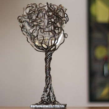 Skulptur mit dem Titel "Cup (35x15x15 2kg i…" von Karen Axikyan, Original-Kunstwerk, Metalle