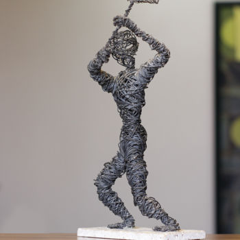 Sculpture intitulée "Struggle (25x15x12…" par Karen Axikyan, Œuvre d'art originale, Pierre