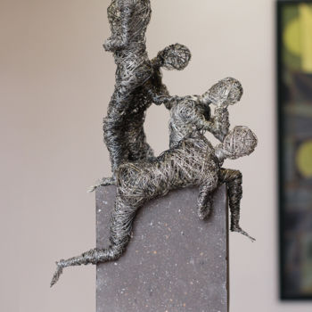 Skulptur mit dem Titel "Approaches (42x17x2…" von Karen Axikyan, Original-Kunstwerk, Stein