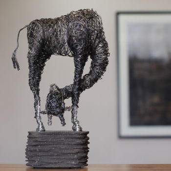Sculpture intitulée "In hiding (34x20x15…" par Karen Axikyan, Œuvre d'art originale, Pierre