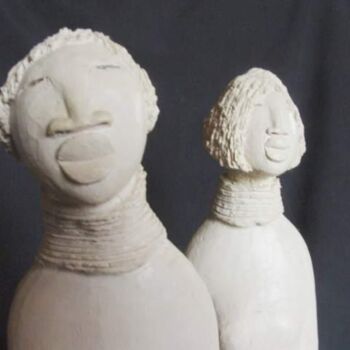 Sculpture titled "Amants détail" by Karin Germanier, Original Artwork, Ceramics