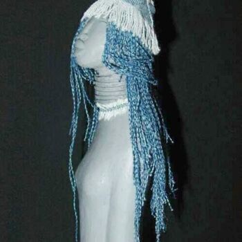Sculpture intitulée "Amante jeans profil" par Karin Germanier, Œuvre d'art originale