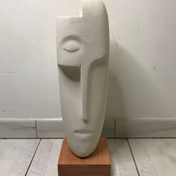 Скульптура под названием "Danseur visage" - Kassim Baudry, Подлинное произведение искусства, Газобетон