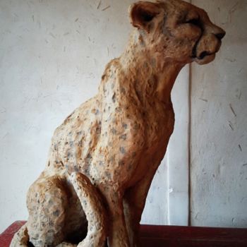 Sculpture titled "Acinonyx  Guépard" by Katyveline Ruiz, Original Artwork, Terra cotta