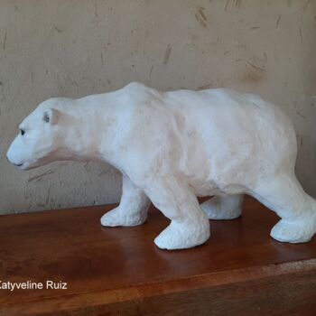 Sculpture titled "Ours polaire" by Katyveline Ruiz, Original Artwork, Terra cotta