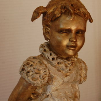Escultura intitulada "Amandine." por Katyveline Ruiz, Obras de arte originais, Resina