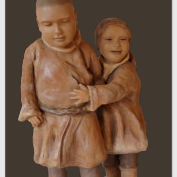 Escultura intitulada "enfants de Mongolie…" por Katyveline Ruiz, Obras de arte originais, Terracota