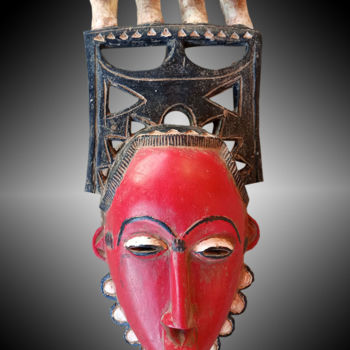 Sculptuur getiteld "Masque Gouro art tr…" door Kebe, Origineel Kunstwerk, Hout