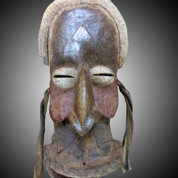 Sculpture titled "Masque Grébo art tr…" by Kebe, Original Artwork, Wood