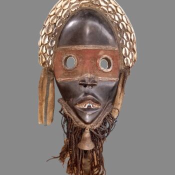 Sculpture titled "Masque Dan yacouba…" by Kebe, Original Artwork, Wood