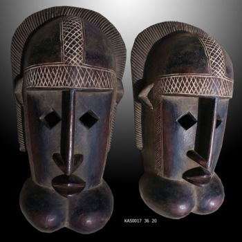 Sculptuur getiteld "Masque Bambara  art…" door Kebe, Origineel Kunstwerk, Hout