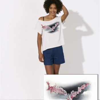 Art textile intitulée "T-shirt "Tama'Shiro…" par Lilou Sauvegrain (Kemoji), Œuvre d'art originale