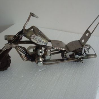 Sculpture titled "MOTO CHOPPER" by Kennedias, Original Artwork, Metals