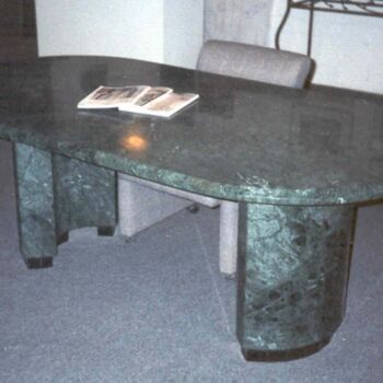 "Green Marble Table" başlıklı Design Kevin Butler tarafından, Orijinal sanat