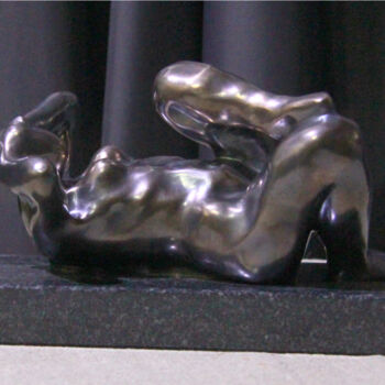 Skulptur mit dem Titel "Morning. Nude" von Zaza Kharabadze, Original-Kunstwerk, Bronze