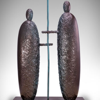 Skulptur mit dem Titel "Stick transfer" von Khurshed Husenov, Original-Kunstwerk, Bronze