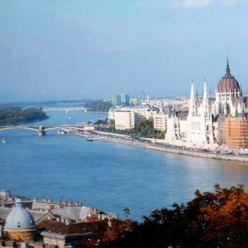 제목이 "vue de Budapest"인 사진 Christine Pons로, 원작