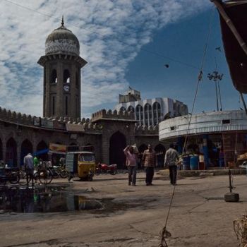 Photographie intitulée "Mozamjahi Market05" par Kishore Singh, Œuvre d'art originale