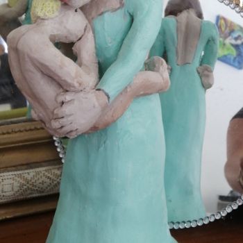 Sculpture titled "Le calin" by Claire Ferrari (klrferr), Original Artwork, Ceramics