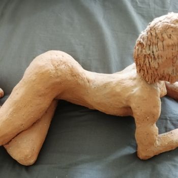 Sculptuur getiteld "Lucile" door Claire Ferrari (klrferr), Origineel Kunstwerk, Klei