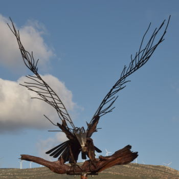 Sculpture intitulée ""The Eagle"" par Komas, Œuvre d'art originale, Bois
