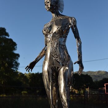 Скульптура под названием "Punks not death" - Komas, Подлинное произведение искусства, Нержавеющая сталь